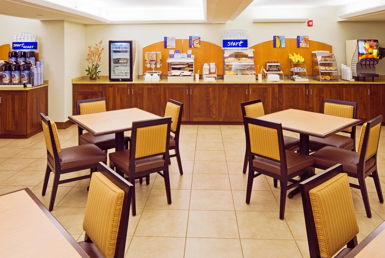 Holiday Inn Express Cape Coral-Fort Myers Area - thumb 20