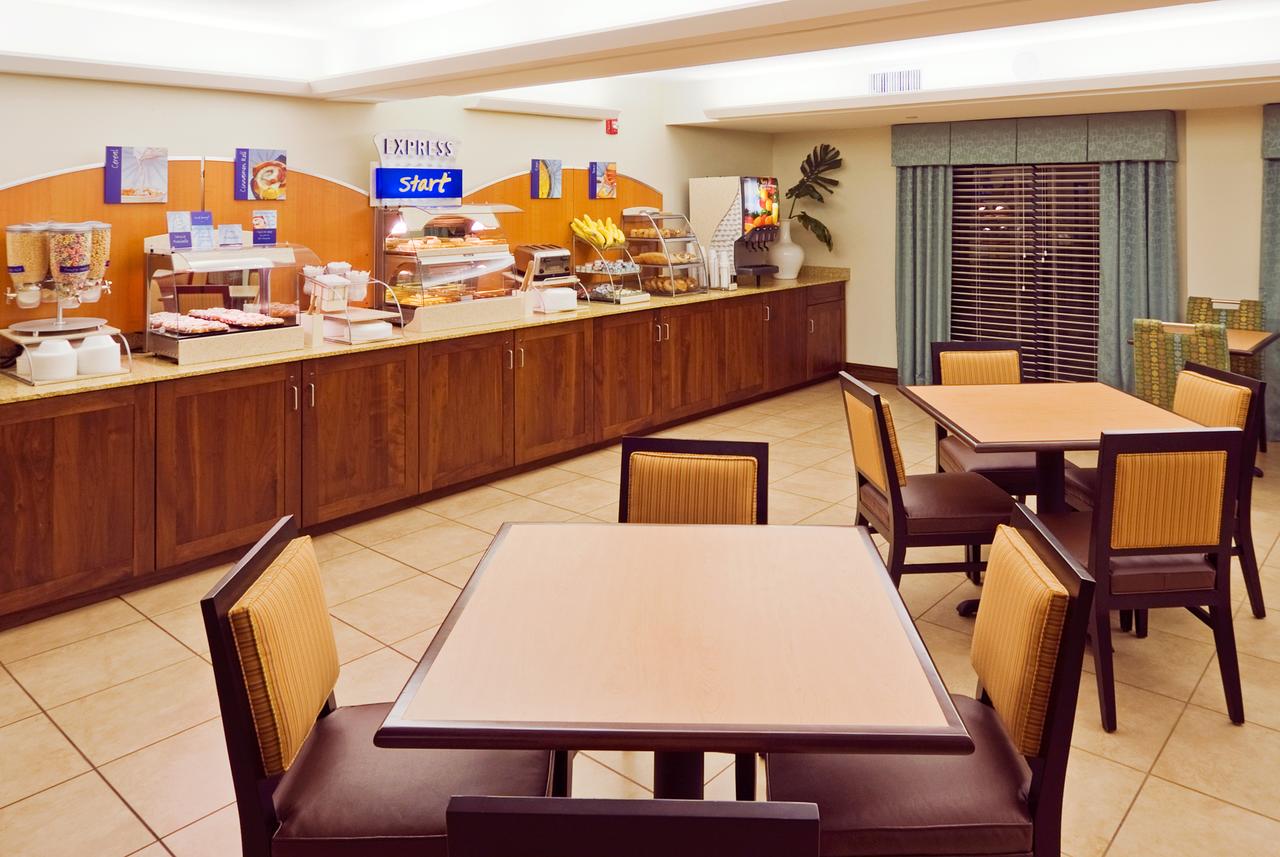 Holiday Inn Express Cape Coral-Fort Myers Area - thumb 14