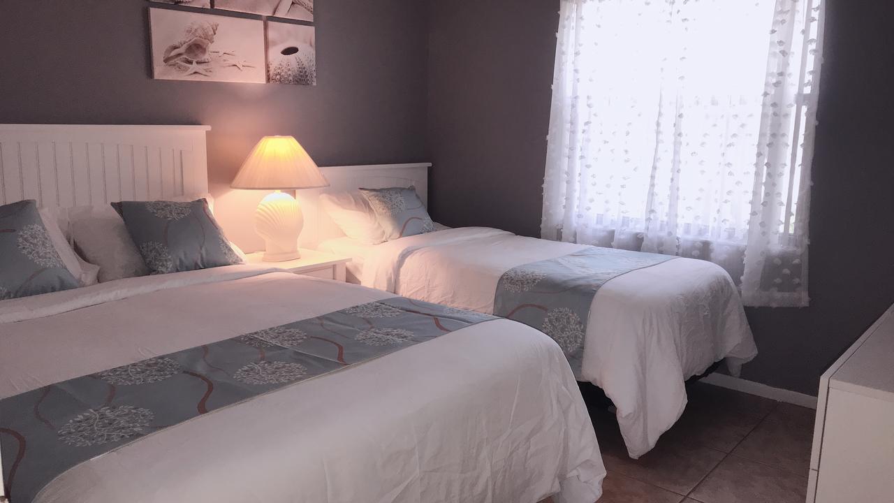 Shorewalk Full Condo Lake View 10 Mins To Beach IMG - thumb 11