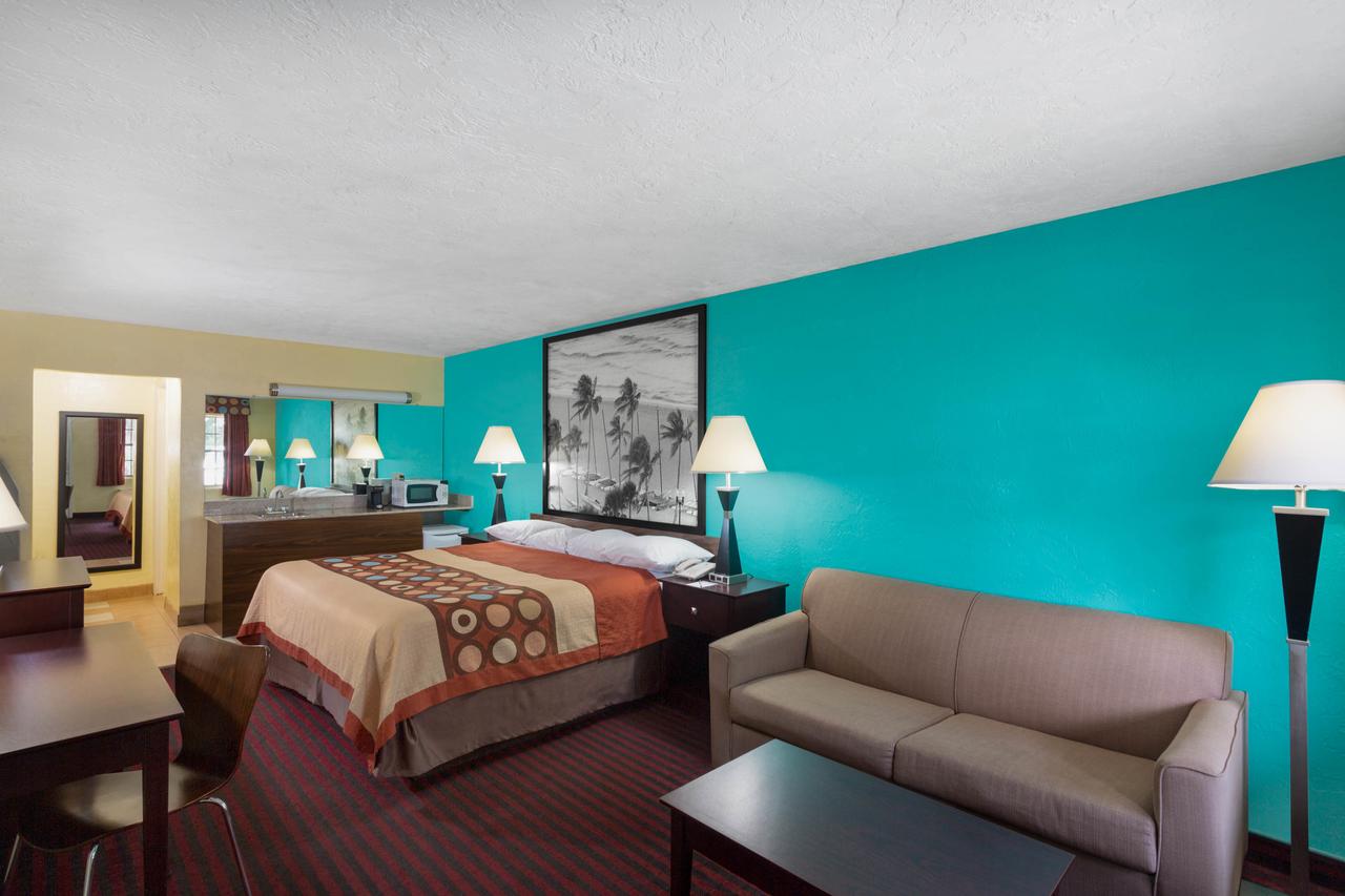 Super 8 By Wyndham Bradenton Sarasota Area - thumb 10