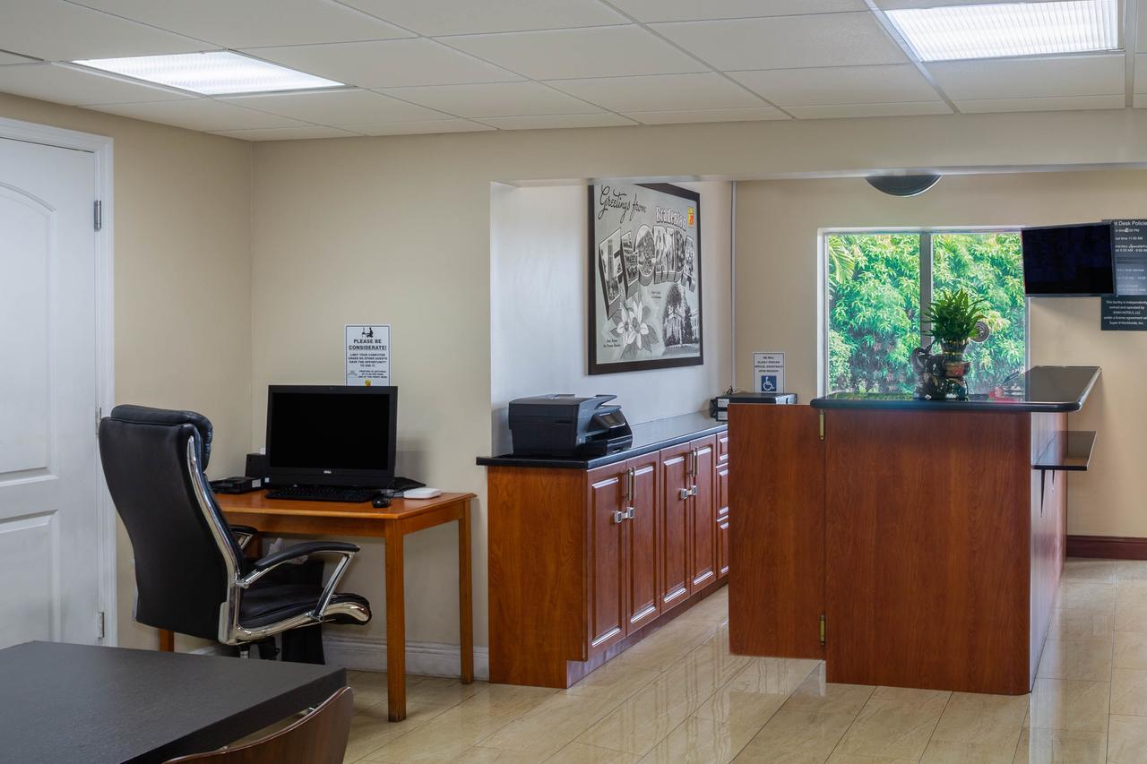 Super 8 By Wyndham Bradenton Sarasota Area - thumb 4