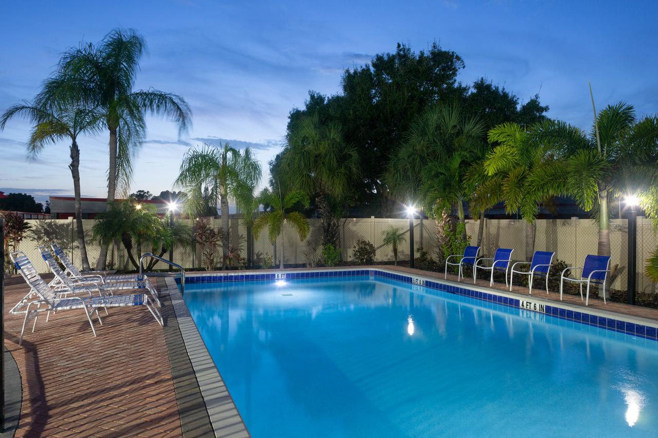 Super 8 By Wyndham Bradenton Sarasota Area - thumb 21