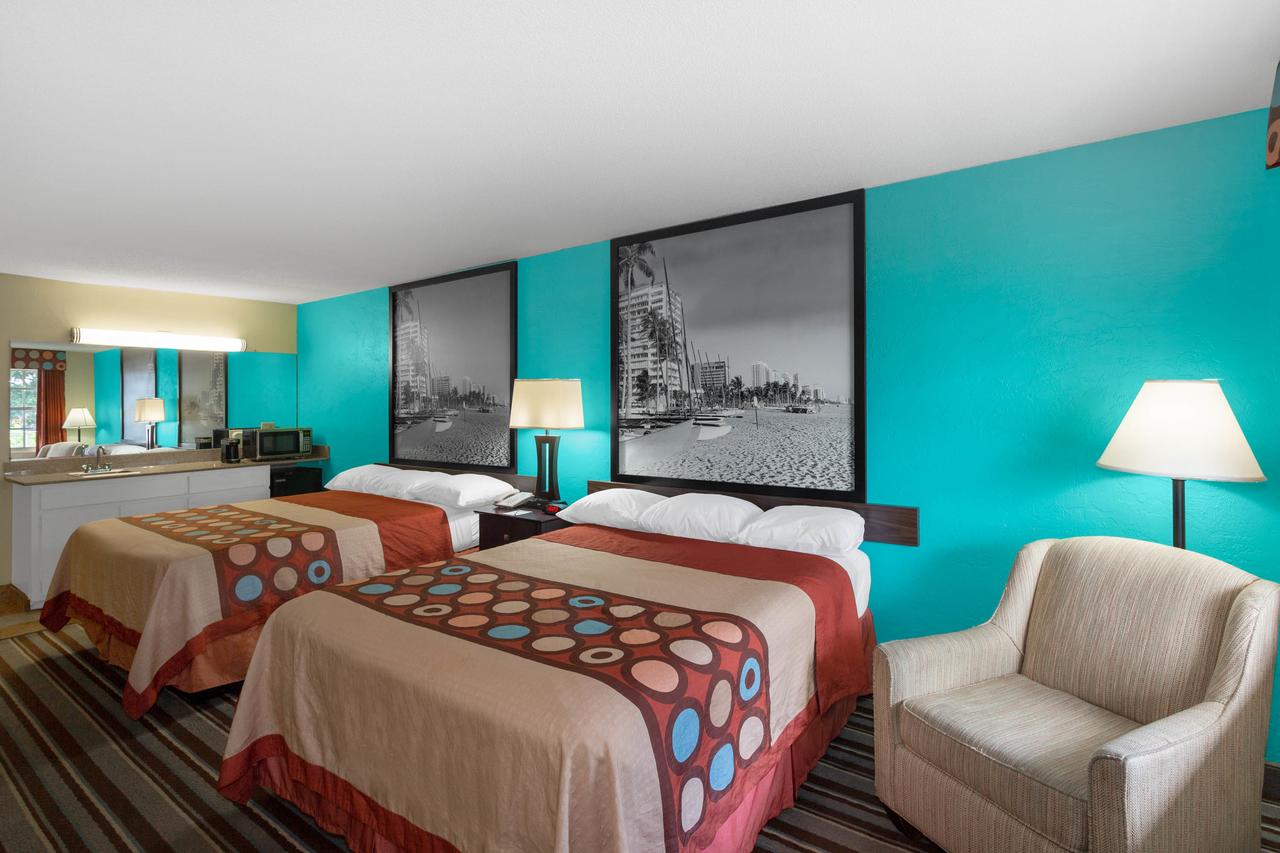 Super 8 By Wyndham Bradenton Sarasota Area - thumb 13