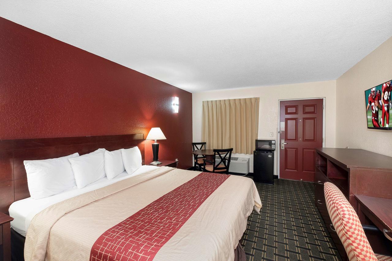 Red Roof Inn Ellenton - thumb 6
