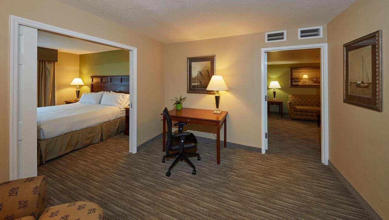 Holiday Inn Express & Suites Bradenton East-Lakewood Ranch - thumb 8