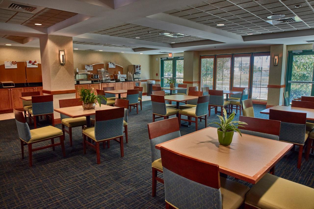 Holiday Inn Express & Suites Bradenton East-Lakewood Ranch - thumb 10
