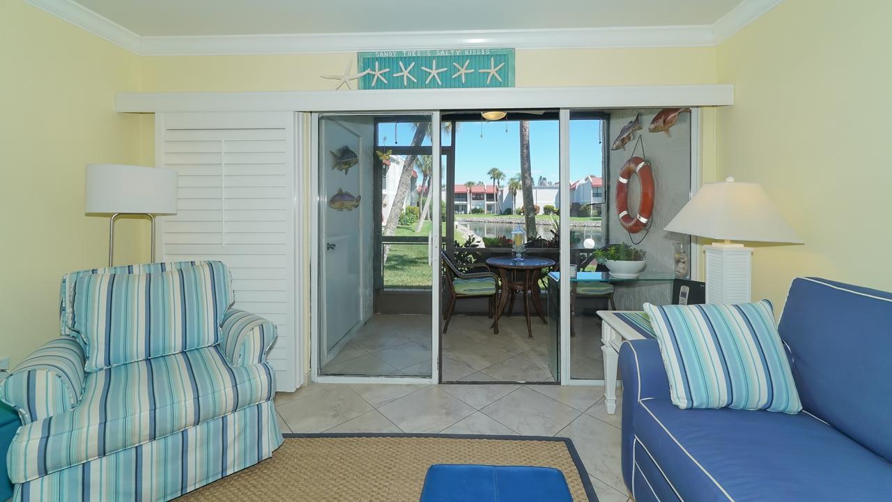 Runaway Bay Apartment 176 - thumb 7