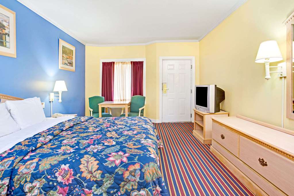 Days Inn Kingsland - thumb 7