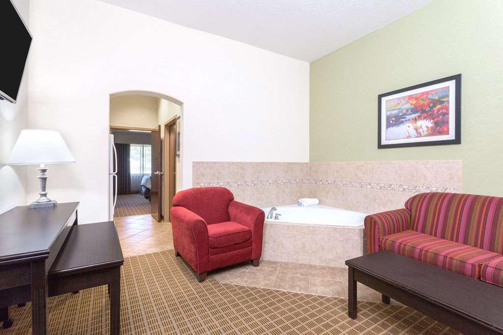 Hawthorn Suites By Wyndham Kingsland - thumb 9