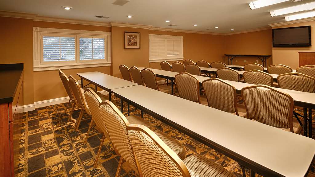 Best Western Plus Kingsland - thumb 11