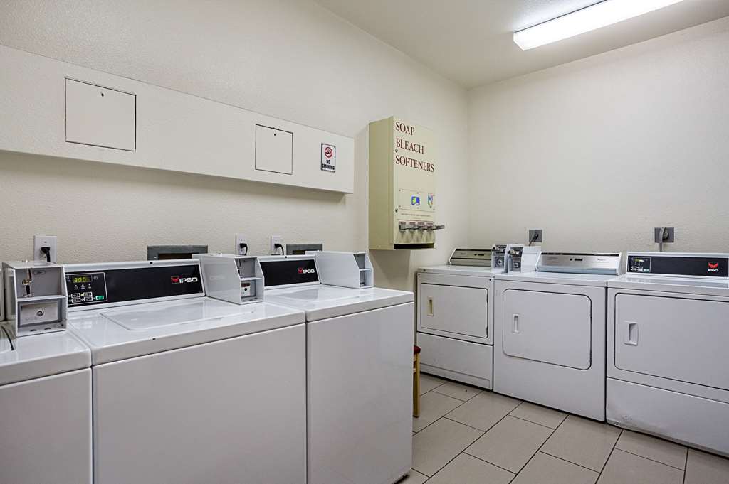 Motel 6 Page - thumb 22