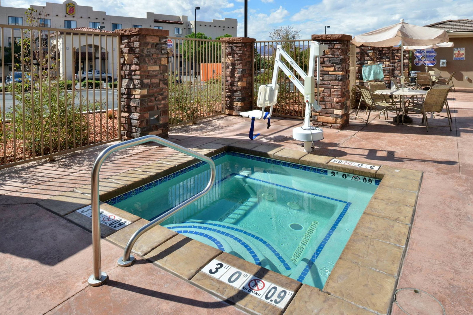 Holiday Inn Express & Suites Page - thumb 20