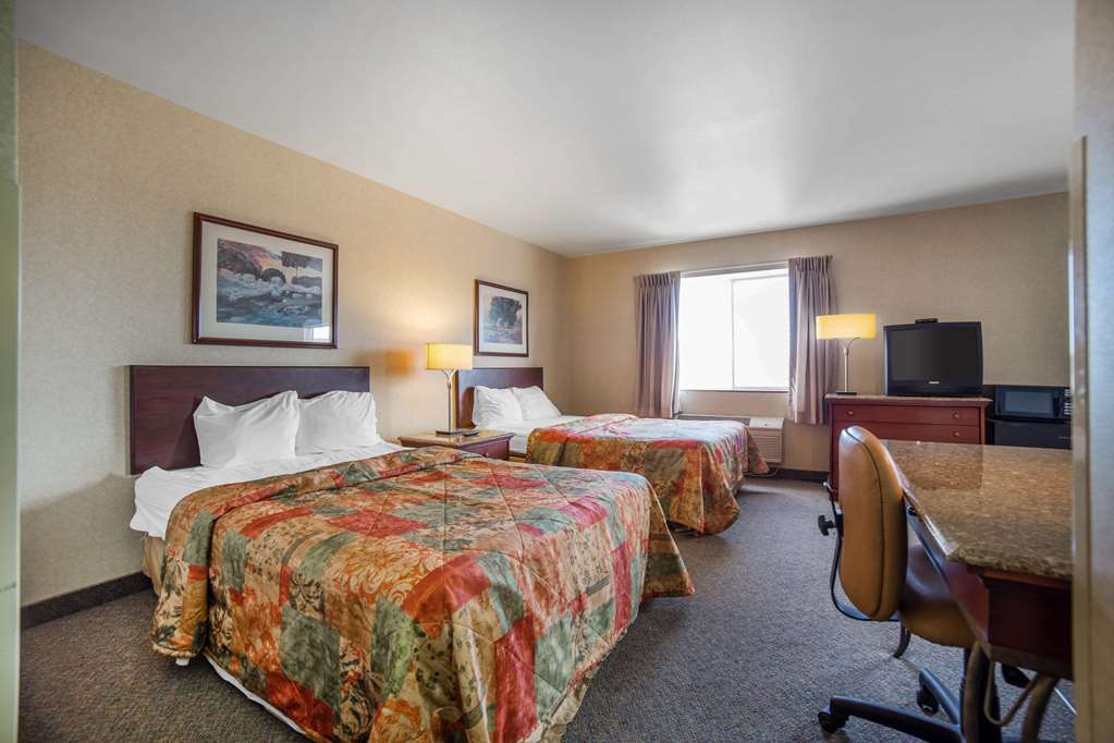 Rodeway Inn & Suites - thumb 5