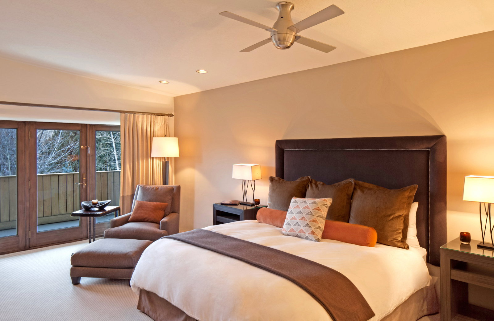 Knob Hill Inn - thumb 6