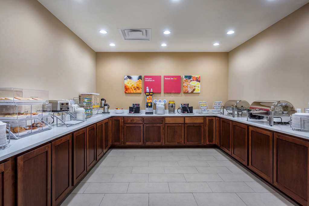 Comfort Suites - thumb 10