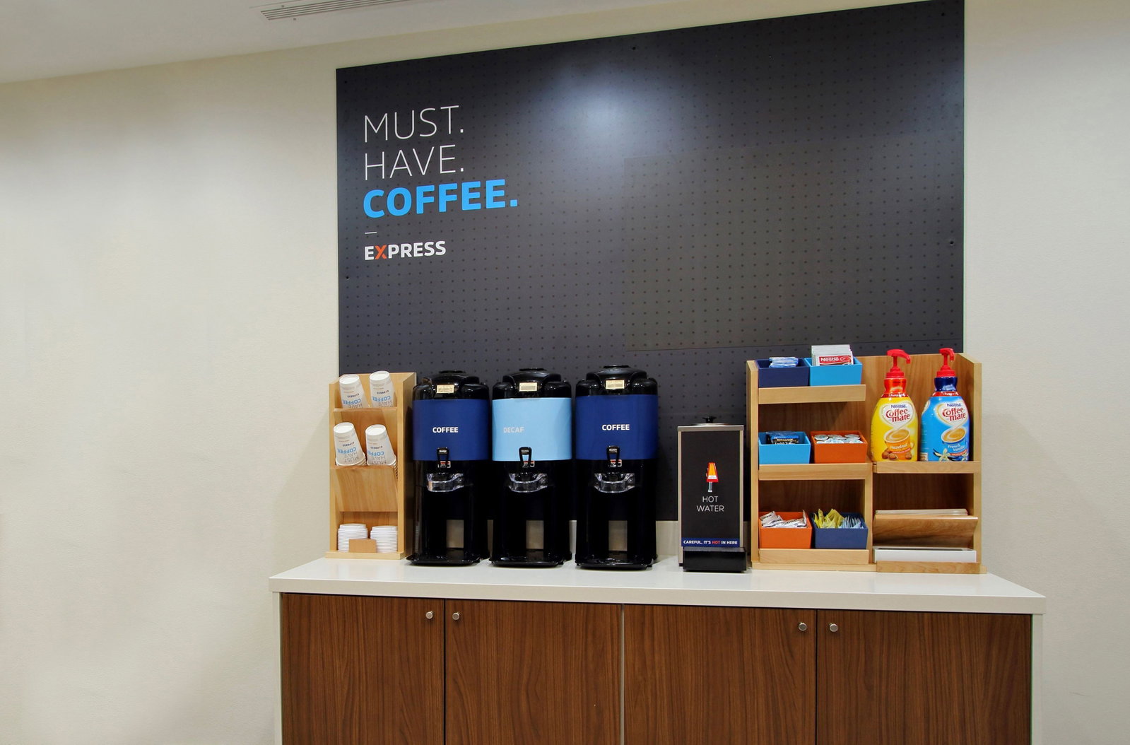 Holiday Inn Express & Suites Mobile West - thumb 3