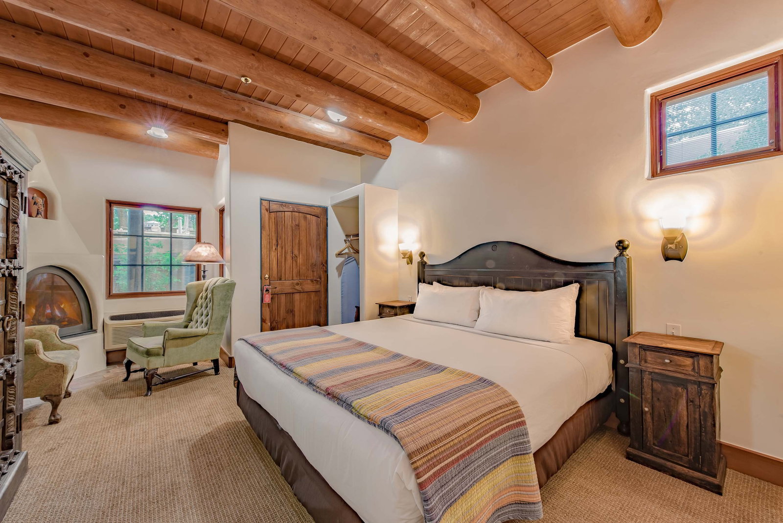 The Historic Taos Inn - thumb 3