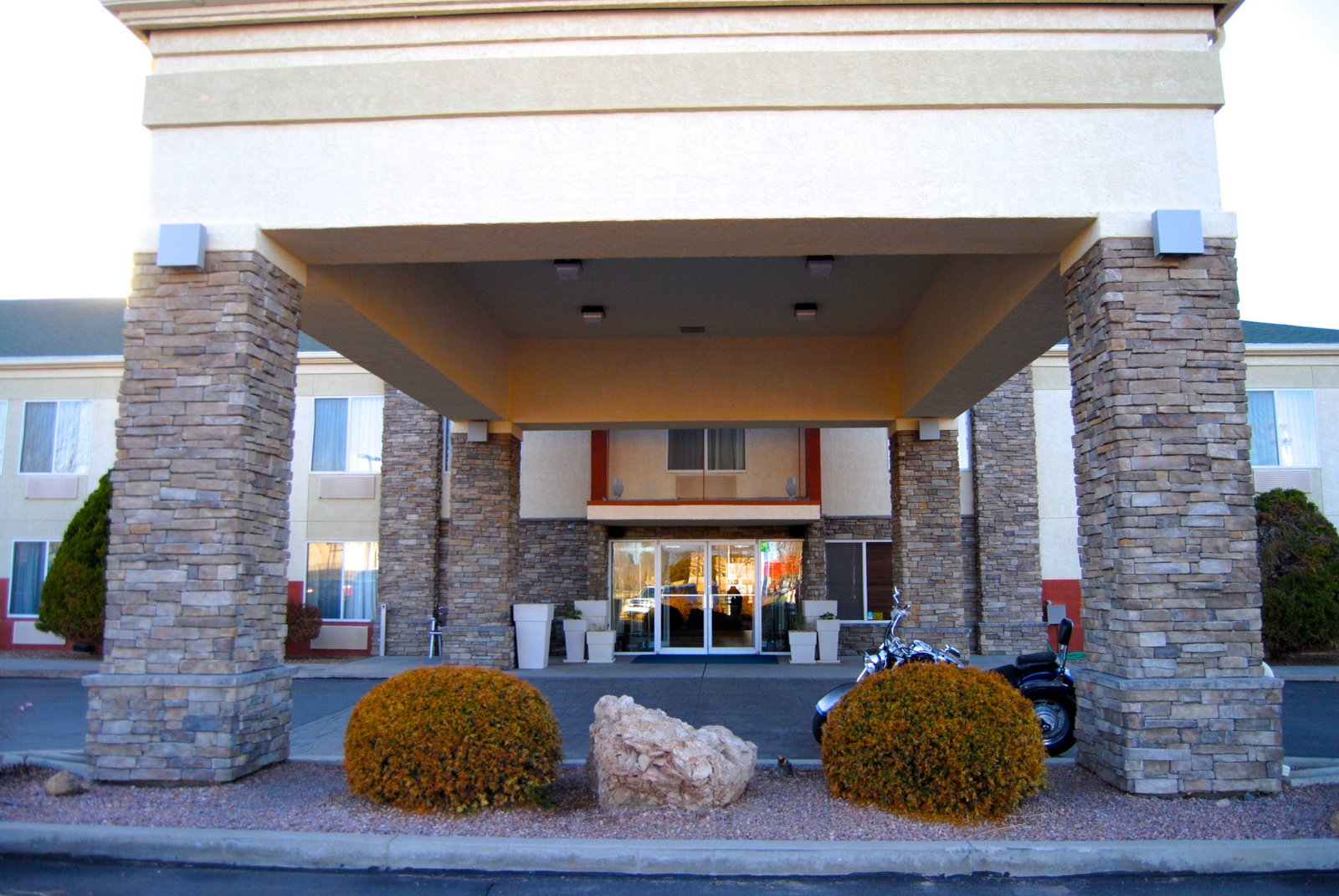 Holiday Inn Express - thumb 1