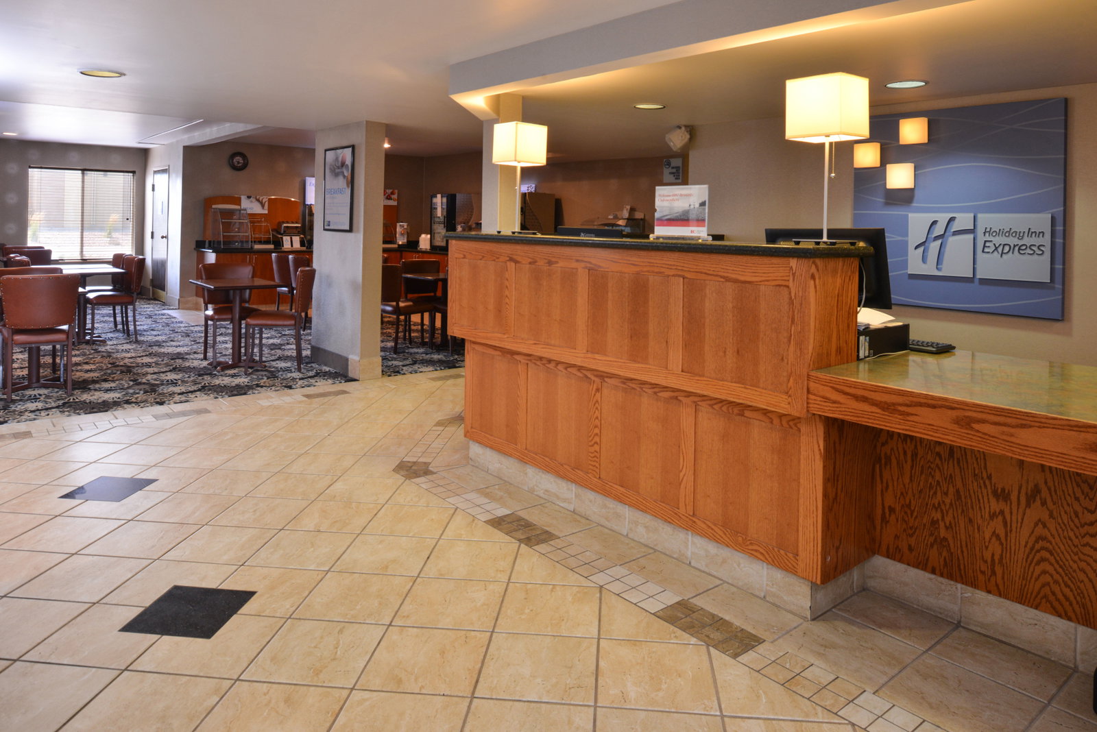 Holiday Inn Express - thumb 3