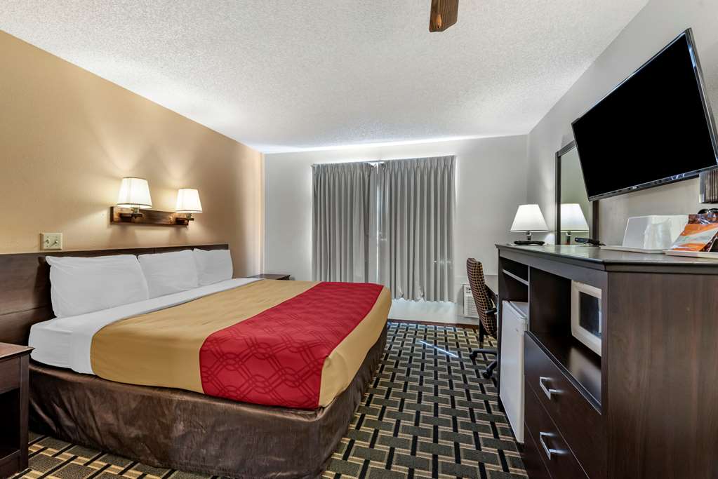 Econo Lodge La Junta - thumb 4