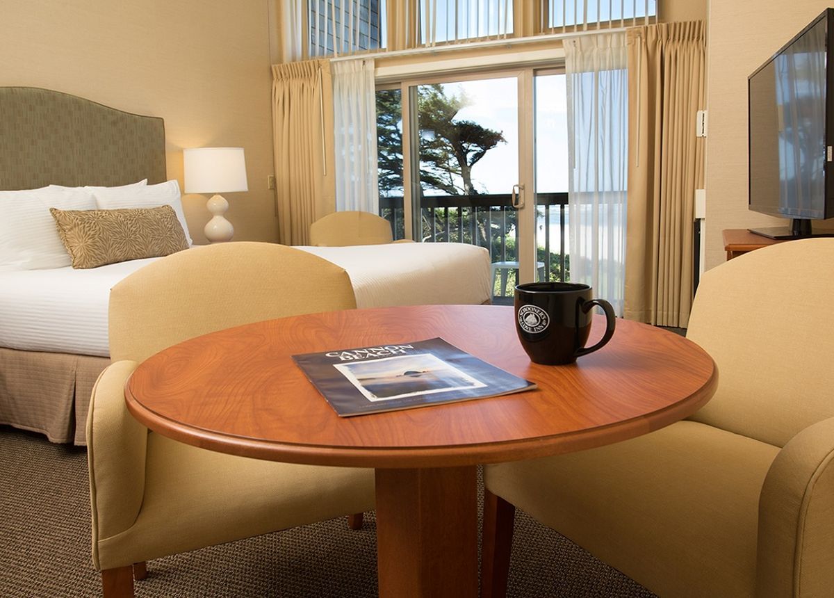 Schooners Cove Ocean Inn - thumb 1