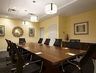 Days Inn & Suites Altoona - thumb 8