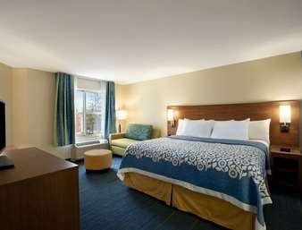 Days Inn & Suites Altoona - thumb 13