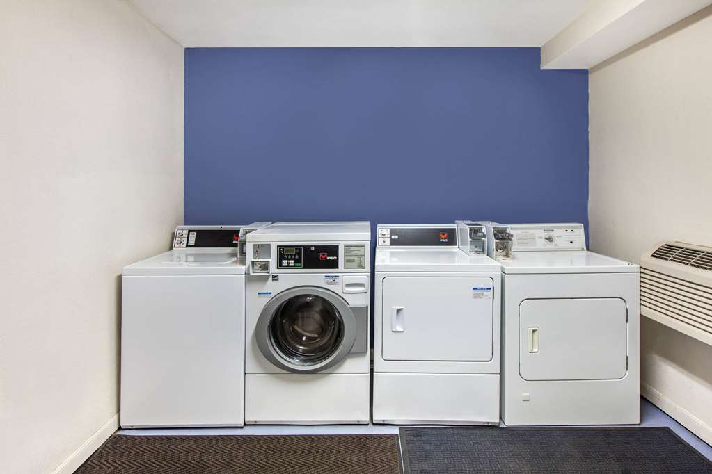 Days Inn & Suites Braunig Lake - thumb 14