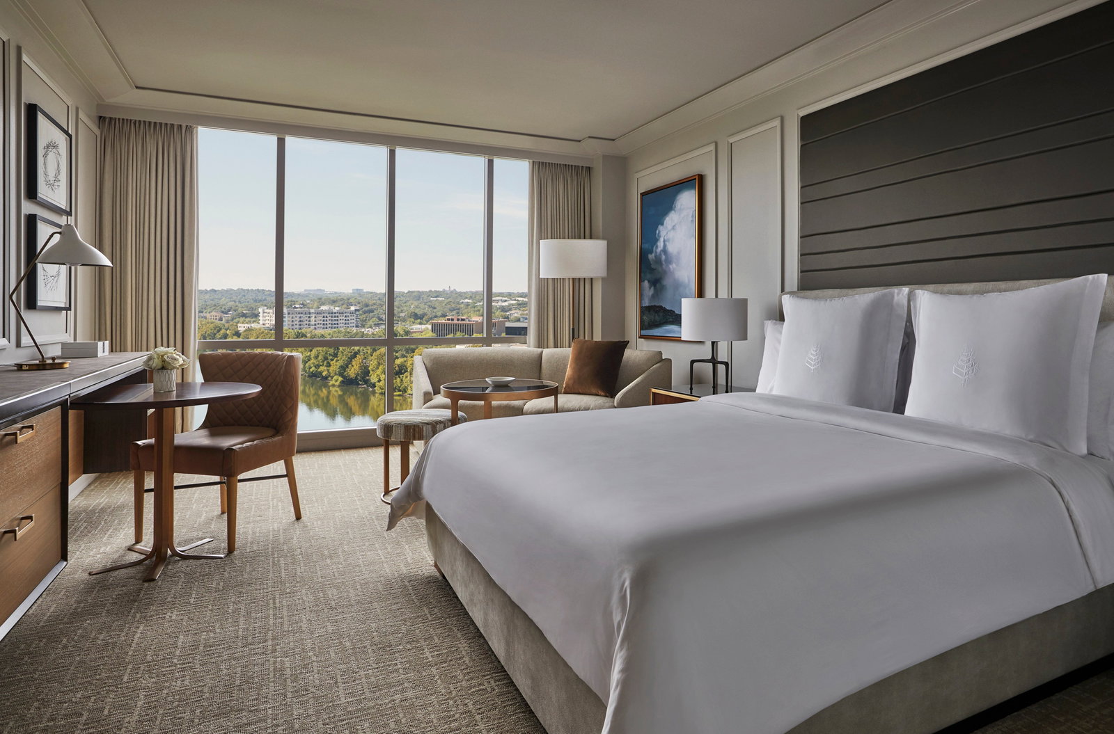 Four Seasons Hotel Austin - thumb 4