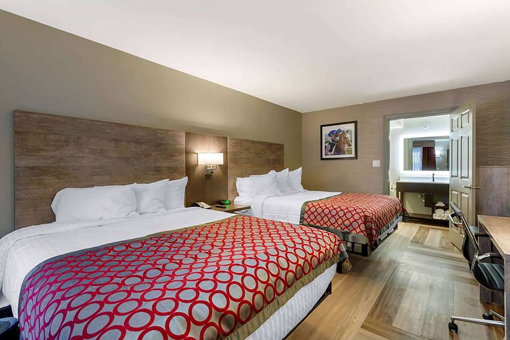 Days Inn & Suites By Wyndham - thumb 6