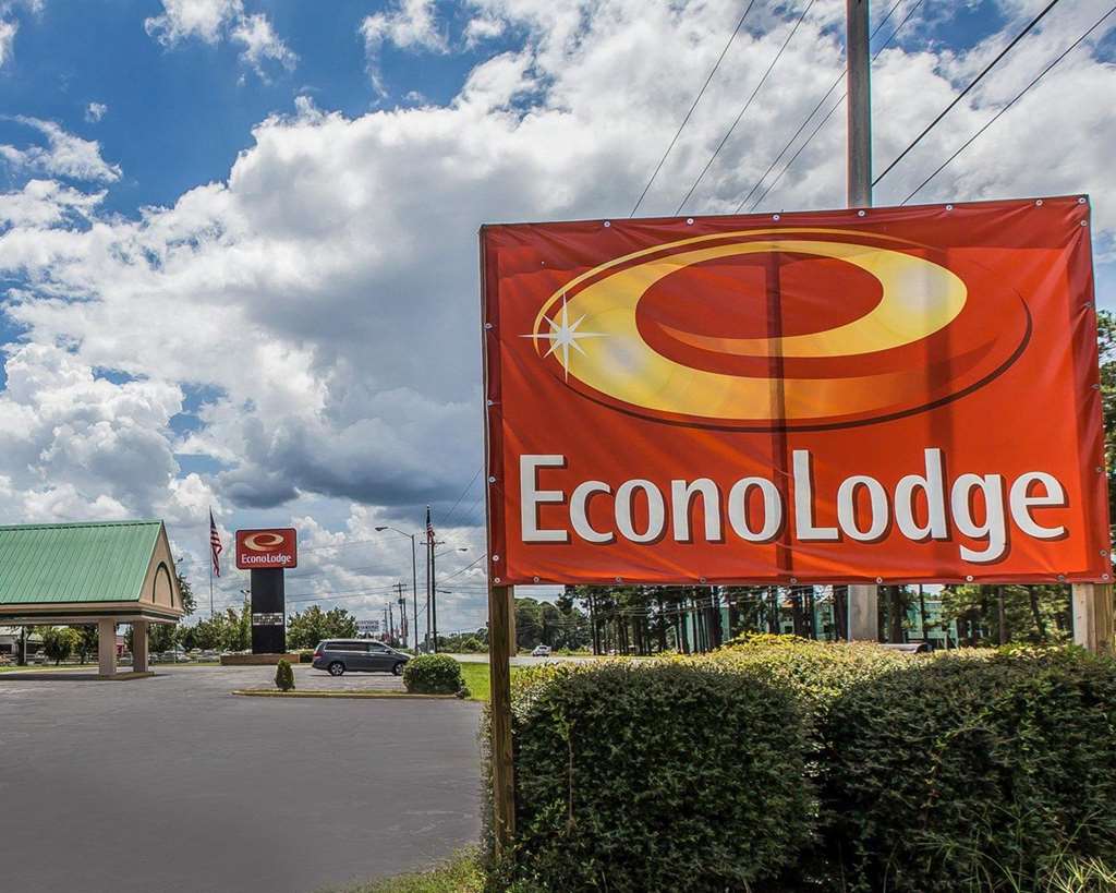 Econo Lodge Douglas - thumb 1