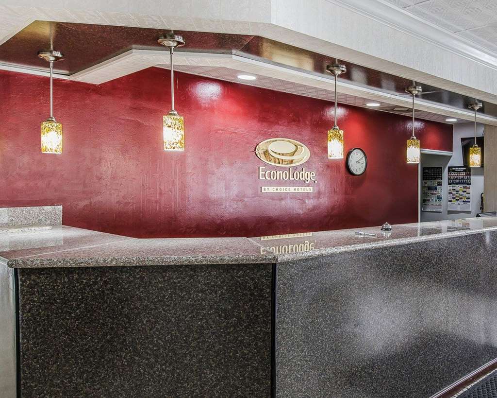 Econo Lodge Douglas - thumb 5