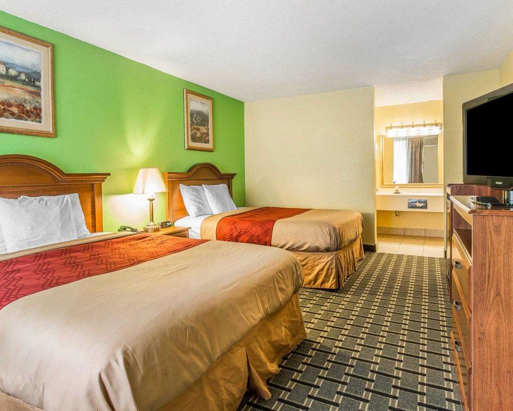 Econo Lodge Douglas - thumb 6