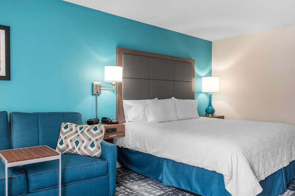 Hampton Inn Douglas - thumb 7