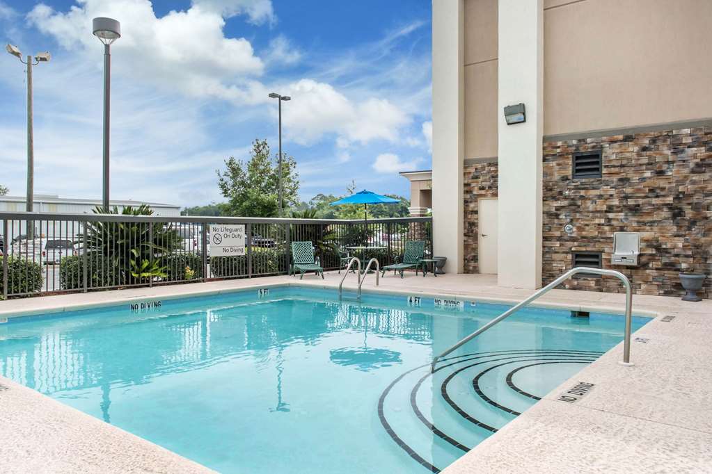 Hampton Inn Douglas - thumb 10