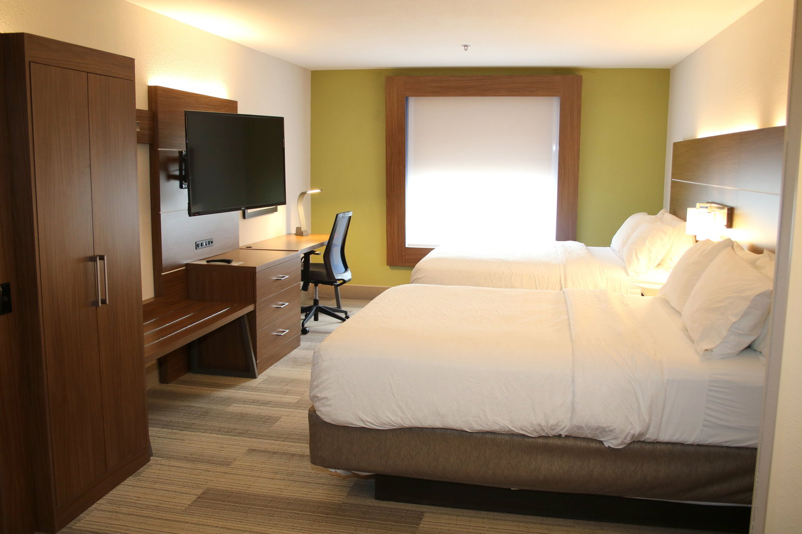 Holiday Inn Express - thumb 8