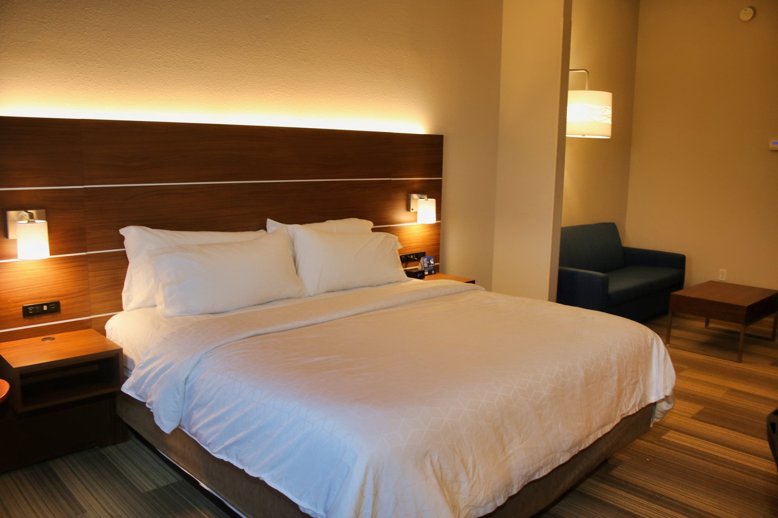 Holiday Inn Express - thumb 10