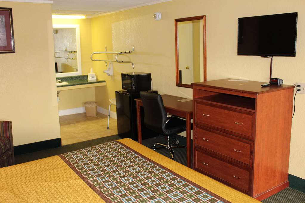 Americas Best Value Inn & Suites - thumb 9