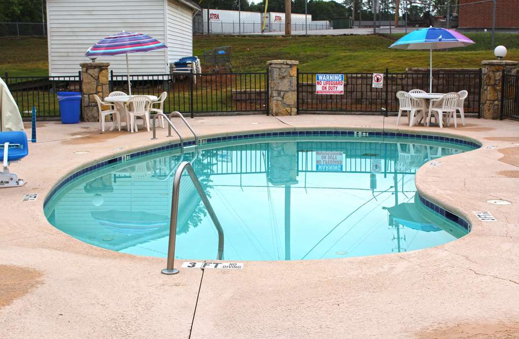 Americas Best Value Inn & Suites - thumb 11