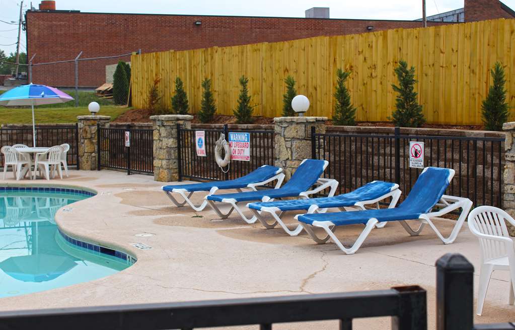 Americas Best Value Inn & Suites - thumb 12