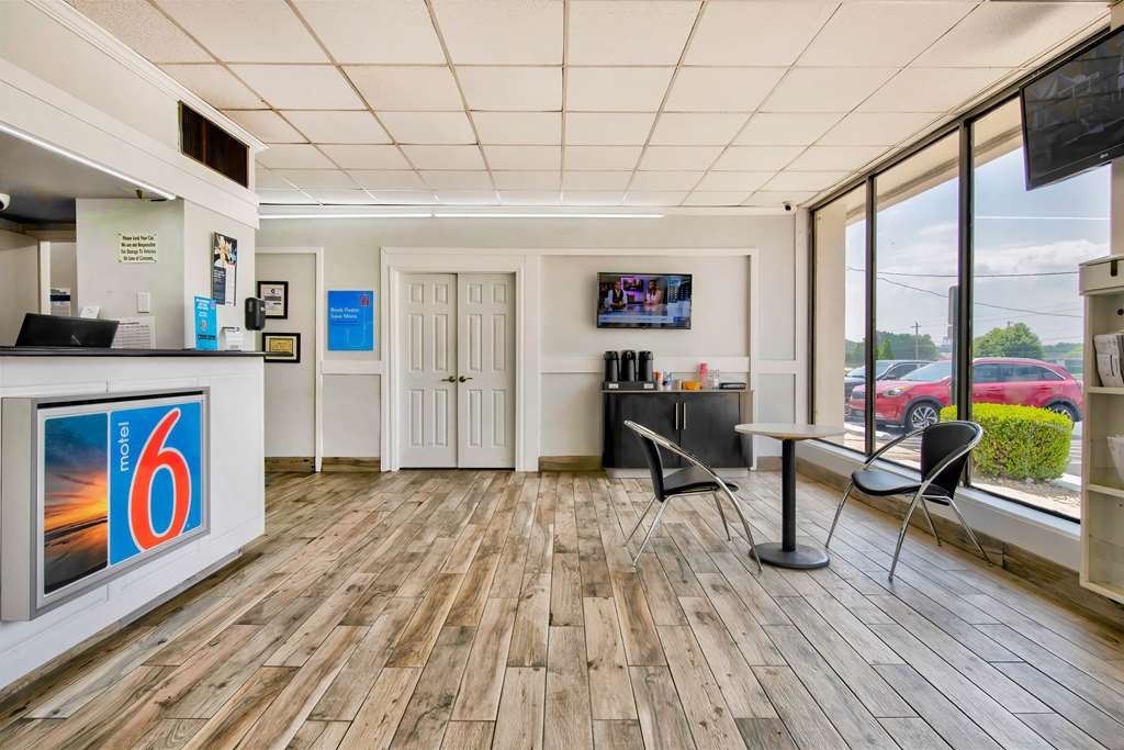Motel 6 Conyers - thumb 2