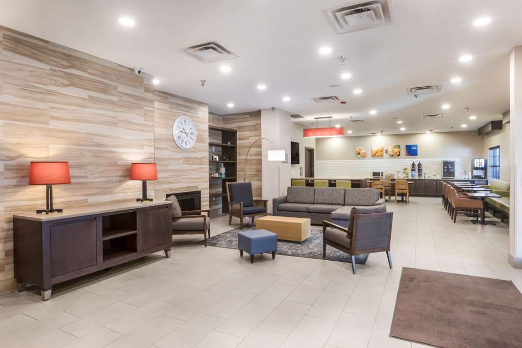 Comfort Inn & Suites - thumb 3