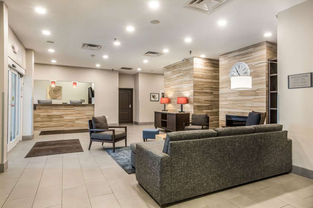 Comfort Inn & Suites - thumb 4