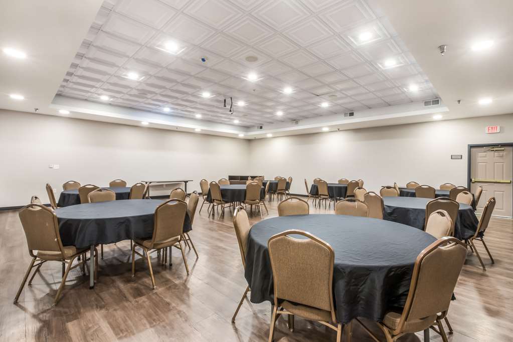 Comfort Inn & Suites - thumb 9