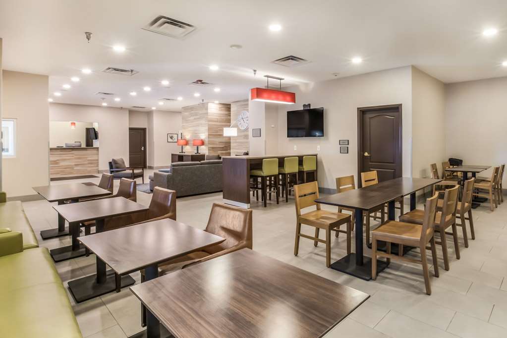 Comfort Inn & Suites - thumb 12