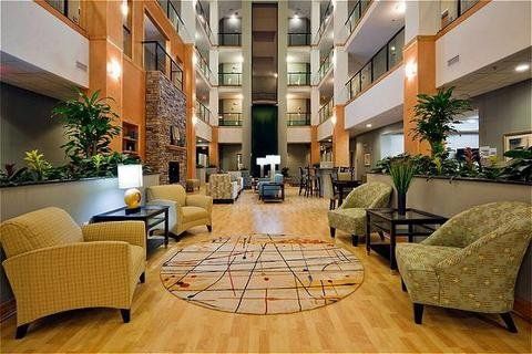 Holiday Inn Express Hotel & Suites - thumb 4