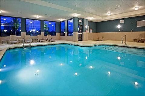 Holiday Inn Express Hotel & Suites - thumb 8