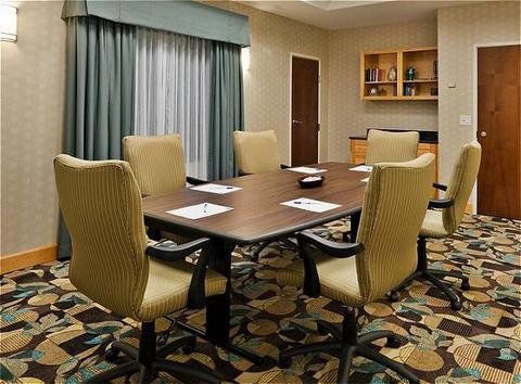 Holiday Inn Express Hotel & Suites - thumb 10