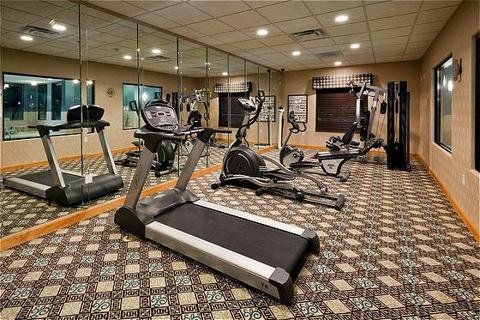 Holiday Inn Express Hotel & Suites - thumb 16