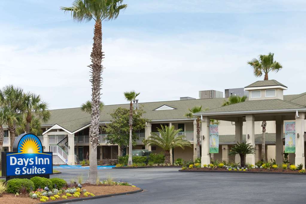 Days Inn & Suites Jekyll Island - thumb 0